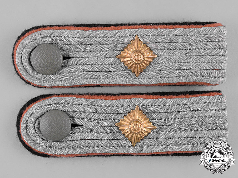 germany,_ss._a_set_of_reconnaissance_obersturmführer_shoulder_boards_c19-5843