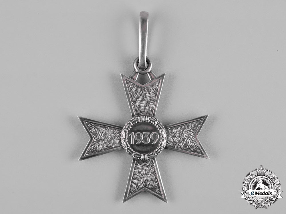 germany,_wehrmacht._a_knight’s_cross_of_the_war_merit_cross,_without_swords,_by_c.f._zimmermann_c19-589