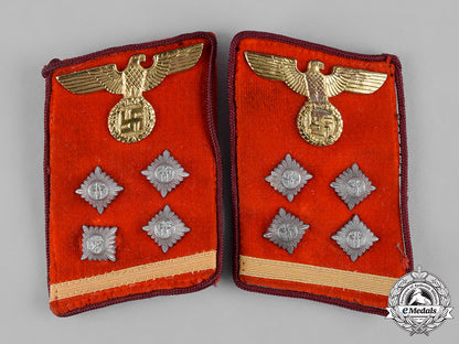 germany,_nsdap._a_set_of_gau-_level_obergemeinschaftsleiter_collar_tabs_c19-5891