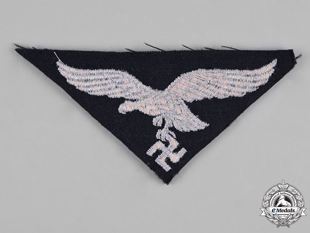 germany,_luftwaffe._a_forestry_service_breast_eagle,2_nd_pattern_c19-593_1
