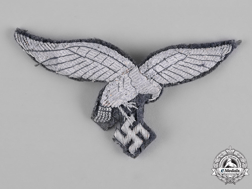 germany,_luftwaffe._an_early_officer's_breast_eagle_c19-594