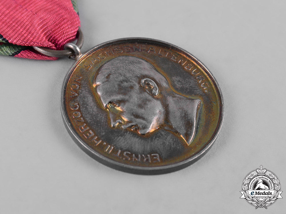 saxe-_altenburg,_duchy._a_saxe-_ernestine_house_order,_silver_merit_medal_c19-5978