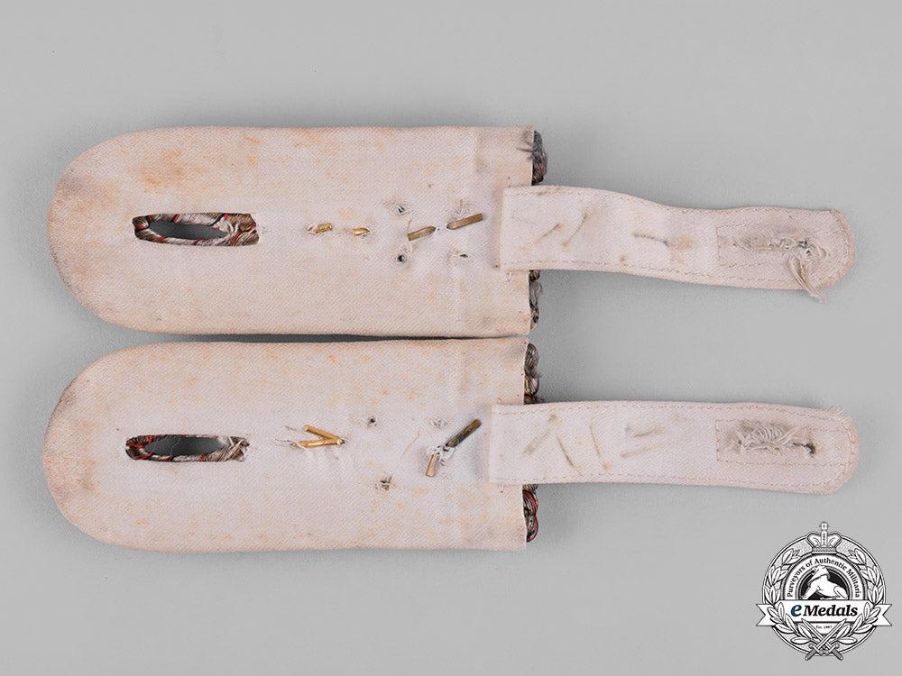 germany,_imperial._a_set_of_infantry_oberleutnant_shoulder_boards_c19-6152