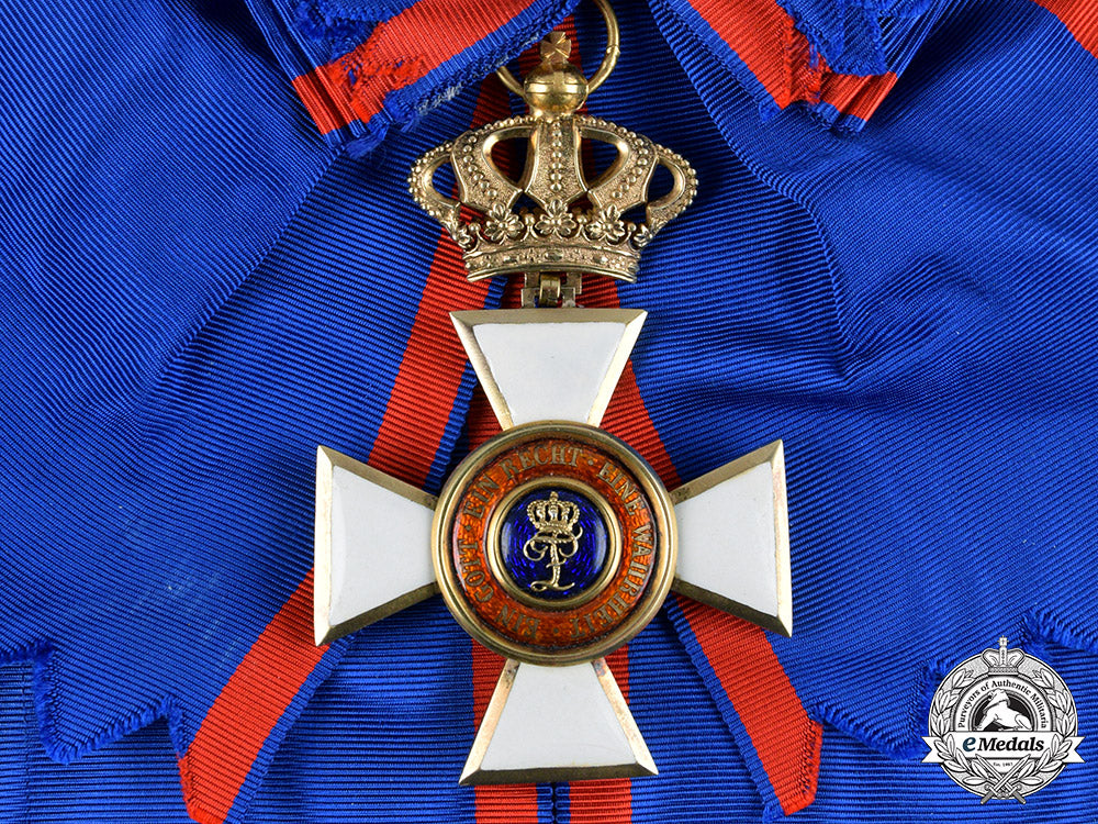 oldenburg,_grand_duchy._a_house_order_of_duke_peter_friedrich_ludwig,_civil_division,_grand_cross,_c.1870_c19-6154_1_1_1_1_1_1_1_1