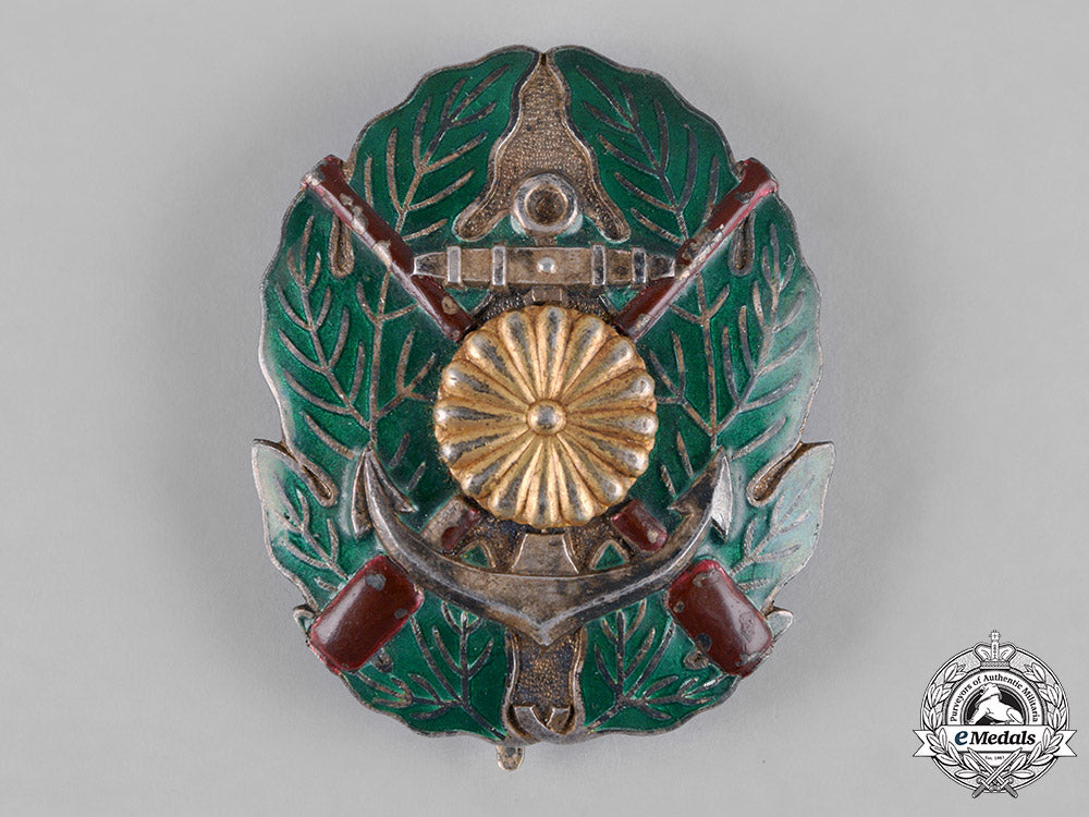 japan,_empire._a_naval_gunnery_efficiency_badge,_i_class_c19-6212_1_1_1