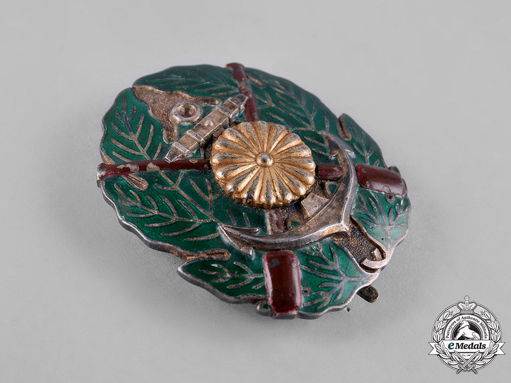 japan,_empire._a_naval_gunnery_efficiency_badge,_i_class_c19-6214_1_1_1