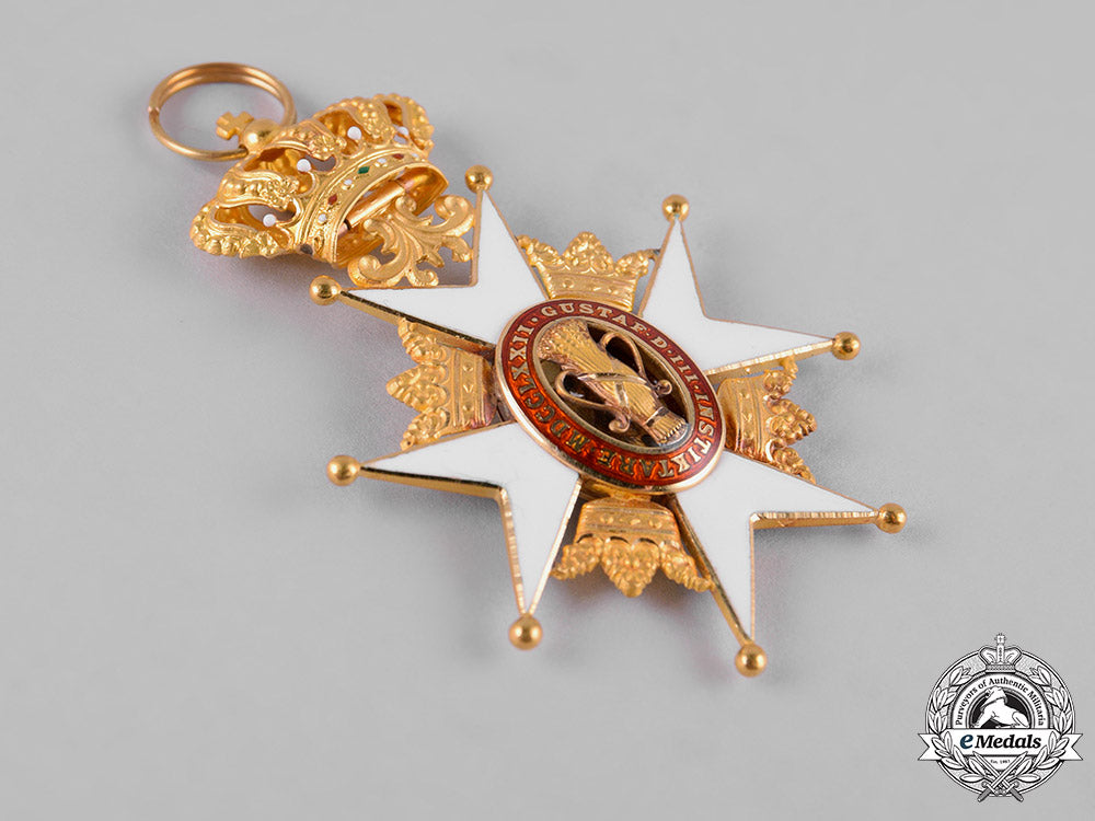 sweden,_kingdom._an_order_of_vasa_in_gold,_i_class_knight,_by_c.f._carlman_c19-6240_1