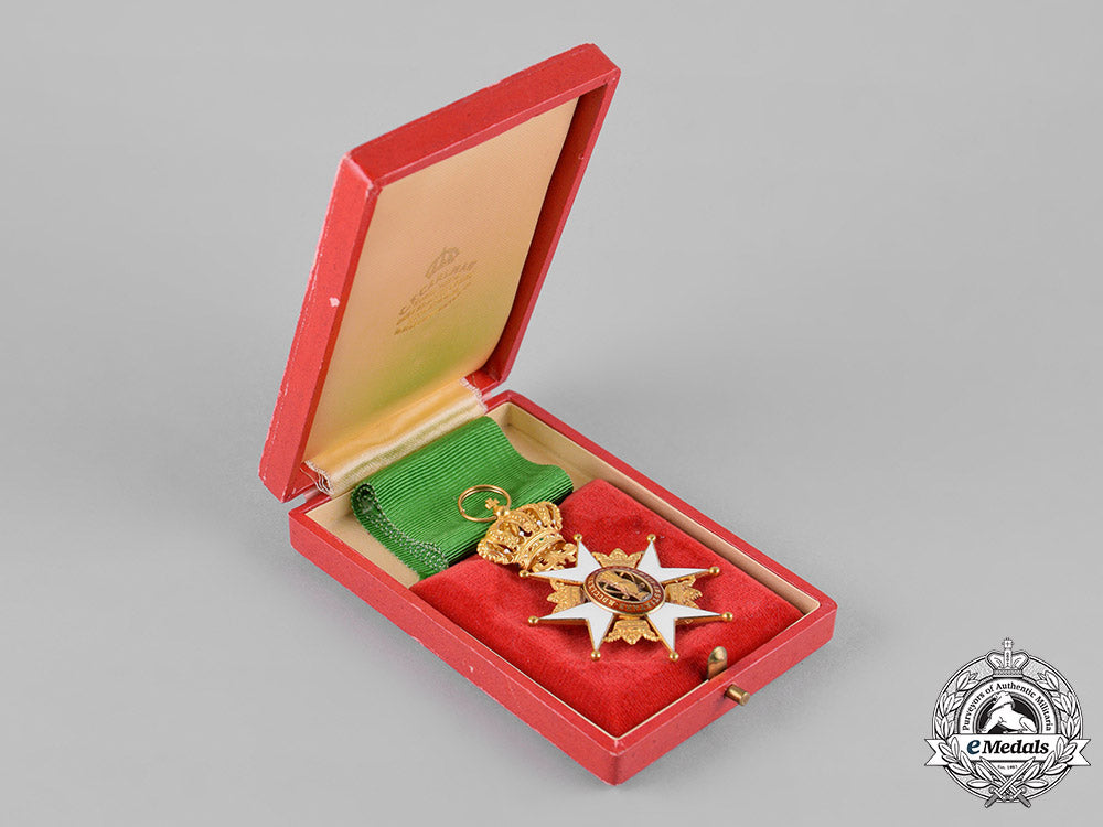 sweden,_kingdom._an_order_of_vasa_in_gold,_i_class_knight,_by_c.f._carlman_c19-6242_1