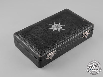 united_kingdom._an_order_of_st._john,_commander’s_case_c19-6489