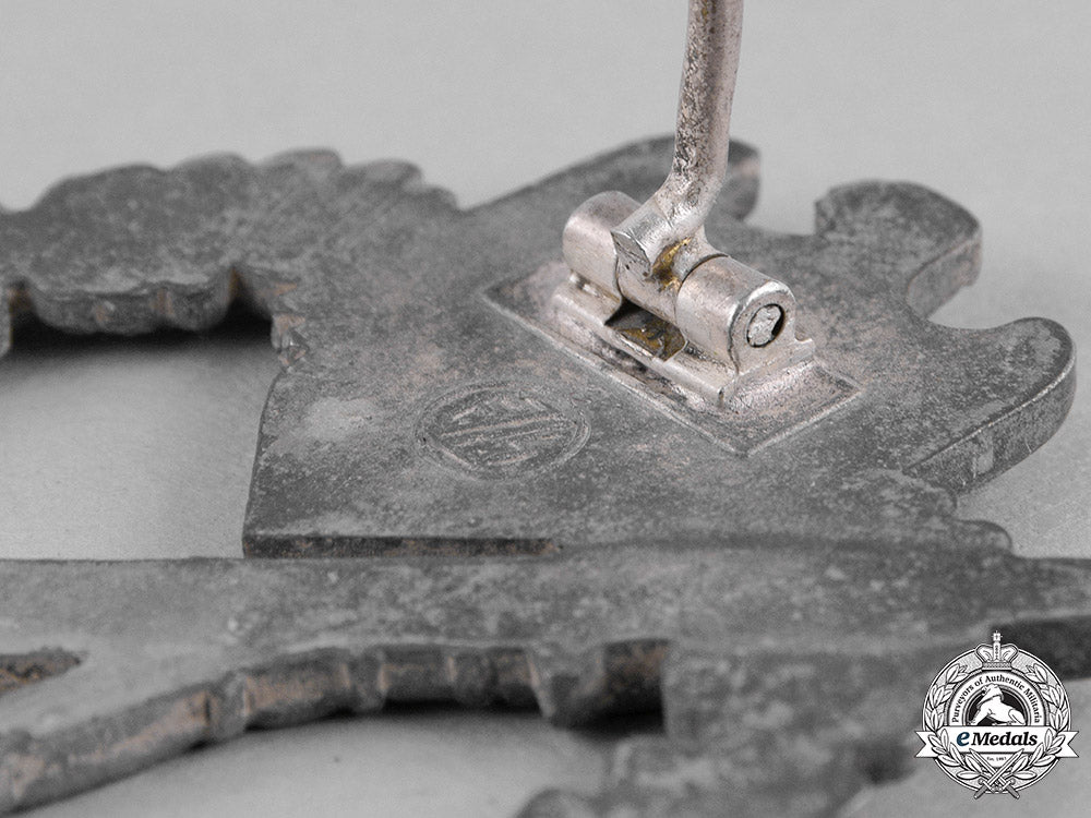 germany,_heer._an_infantry_assault_badge,_silver_grade,_by_fritz_zimmermann_c19-683