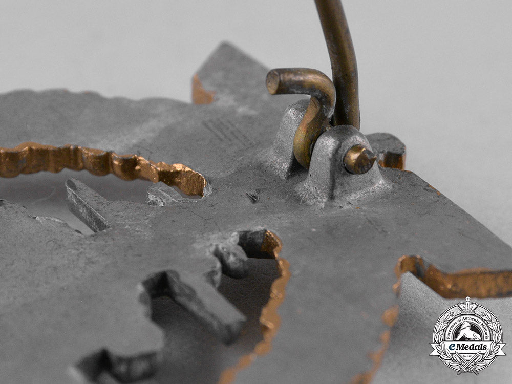 germany,_kriegsmarine._a_high_seas_fleet_badge,_by_friedrich_orth_c19-7127