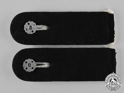 germany,_ss._a_set_of_infantry_untersturmführer_shoulder_boards_c19-7181
