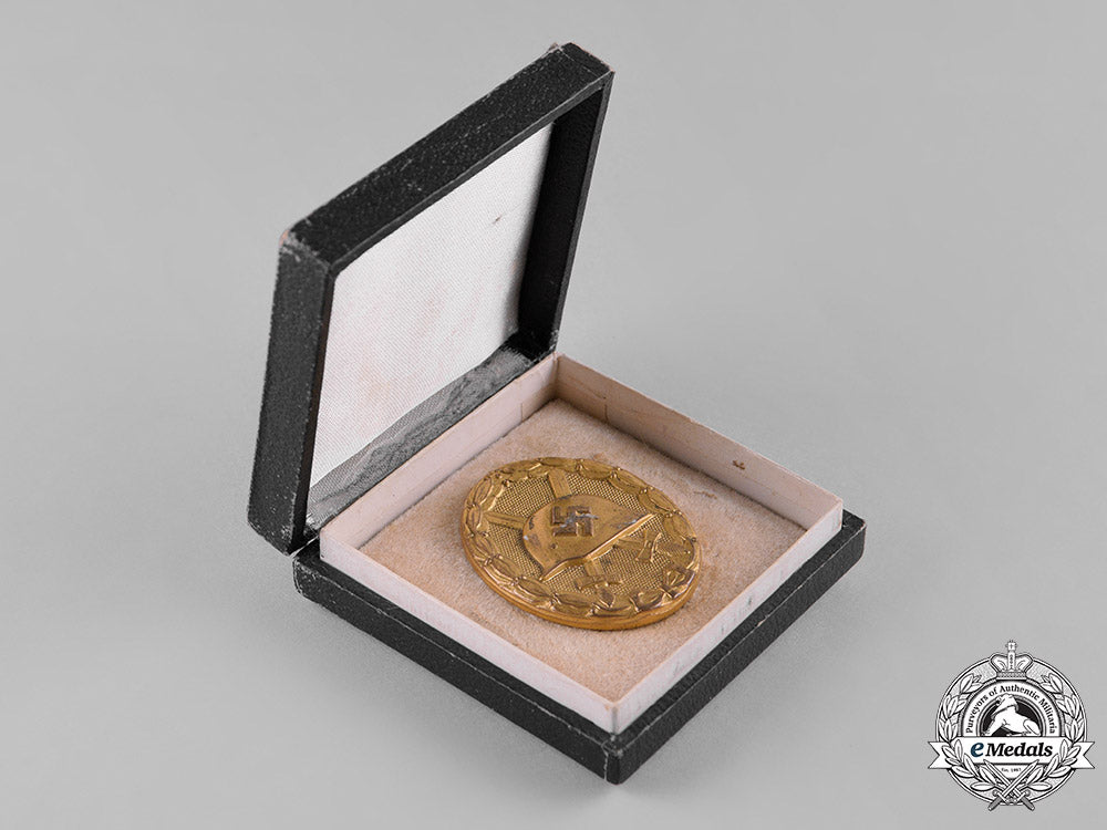 germany,_wehrmacht._a_wound_badge,_gold_grade,_with_case_c19-7303