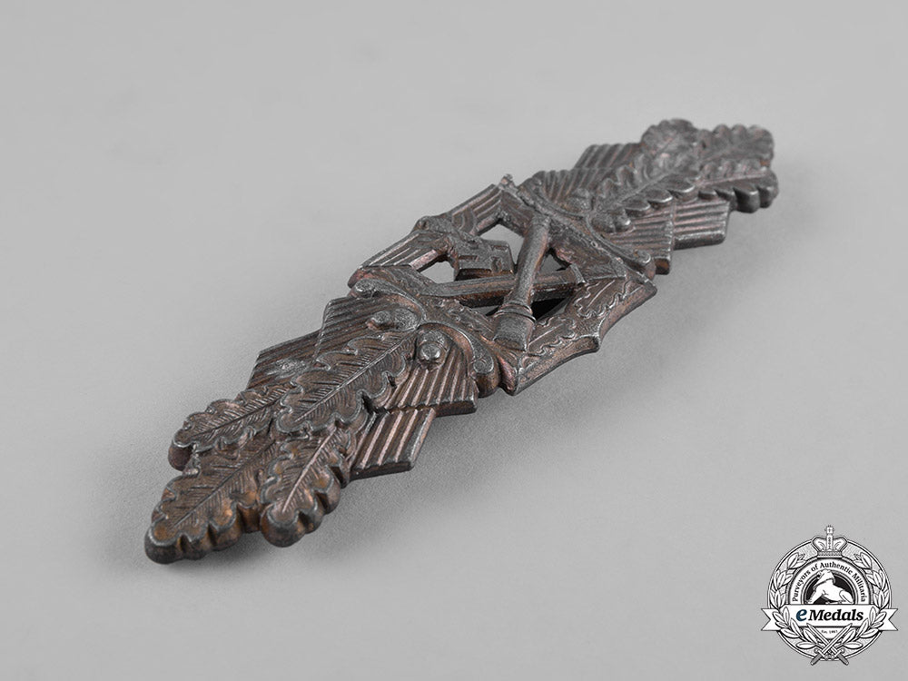 germany,_wehrmacht._a_close_combat_clasp,_bronze_grade_c19-730_1_1_1