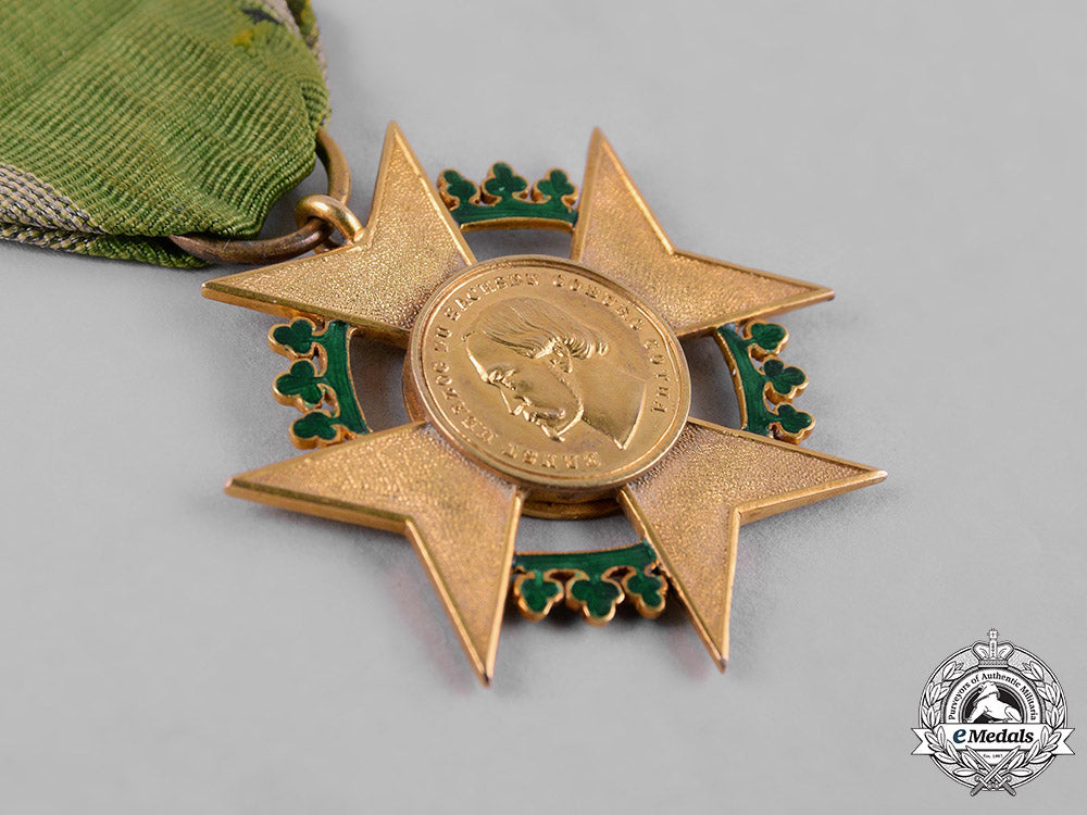 saxony-_coburg-_gotha,_duchy._an_art_and_science_decoration_in_gold_c19-7325_1_1