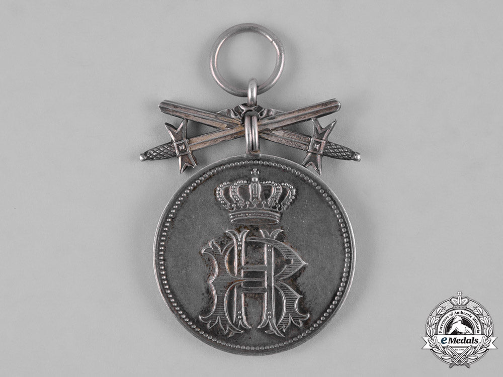 reuss,_county._a_silver_merit_medal_of_the_princely_honour_cross_with_swords,_c.1915_c19-7532