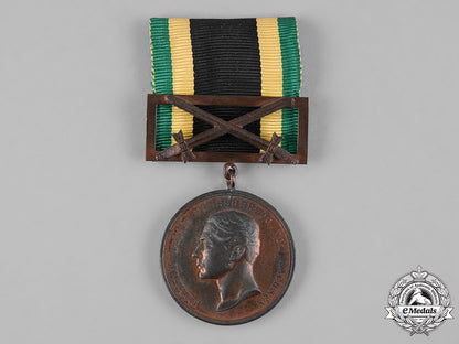 saxony,_kingdom._a1914_general_medal_of_merit,_bronze_grade,_with_sword_clasp_c19-7570