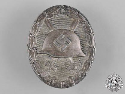 germany,_wehrmacht._a_wound_badge,_silver_grade,_by_hauptmünzamt_wien_c19-759