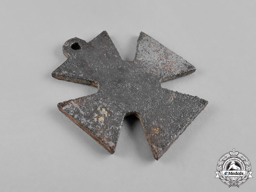 germany,_imperial._a_pair_of_anti-_german_iron_crosses,_british_made_c19-7665