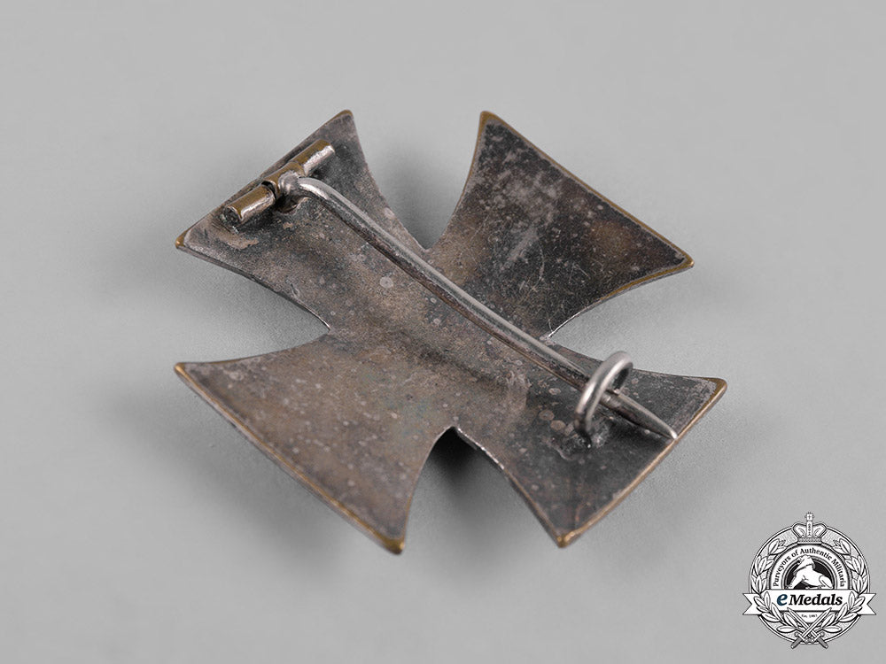 germany,_imperial._a1914_iron_cross,_i_class_c19-7671