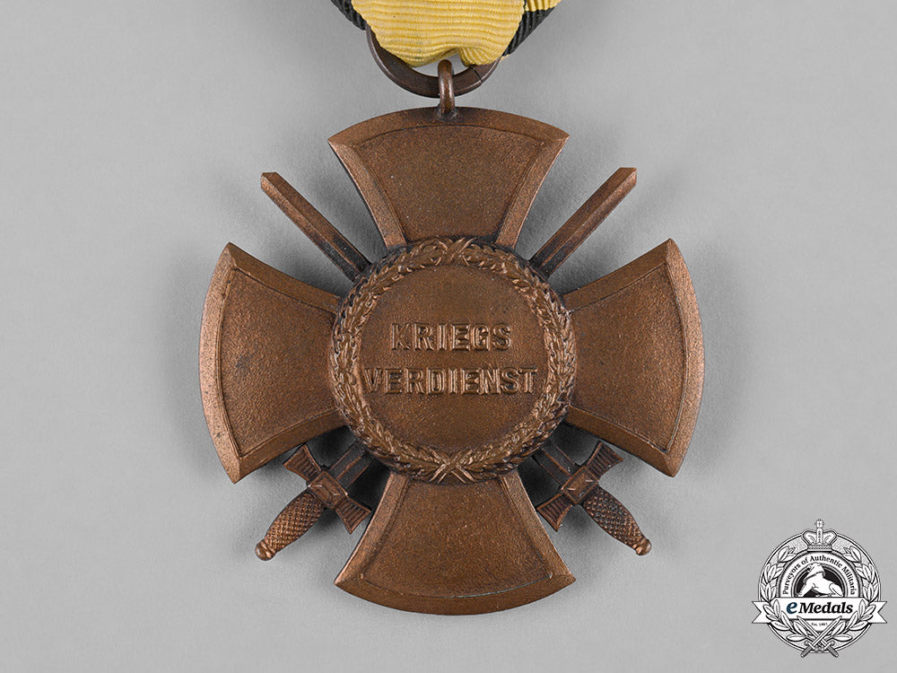 württemberg,_kingdom._a_wilhelms_cross,_with_swords_c19-7797