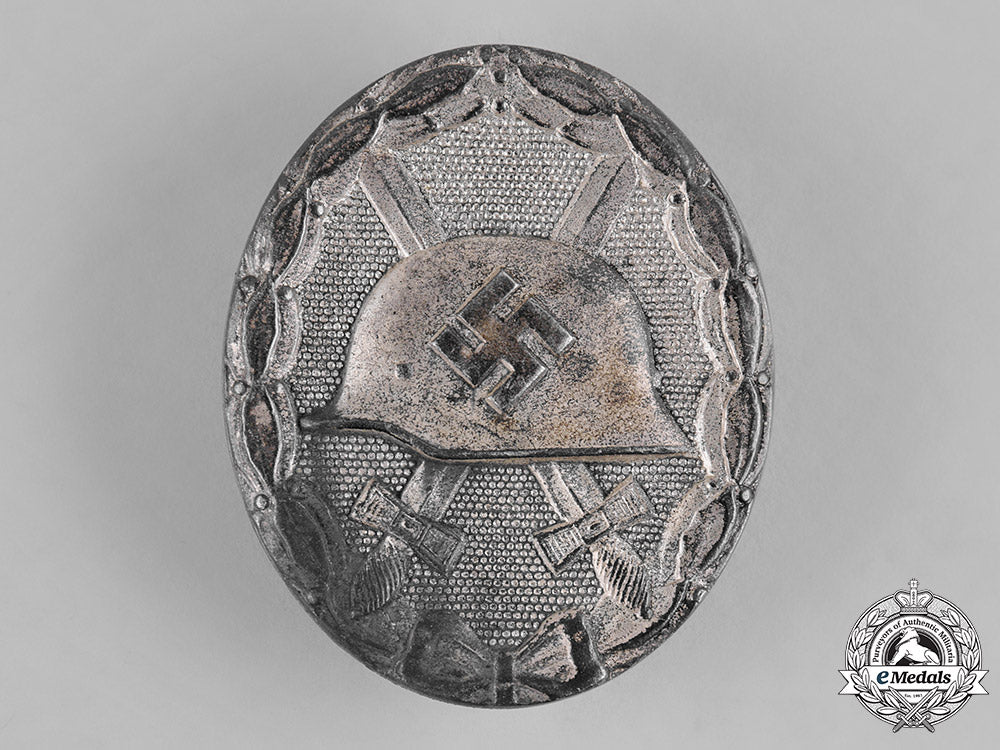 germany,_wehrmacht._a_wound_badge,_silver_grade,_by_b.h._mayer_c19-7842