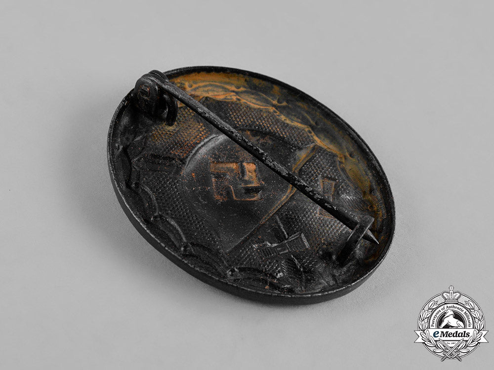 germany,_third_reich._a_lot_of_second_war_badges_c19-7855