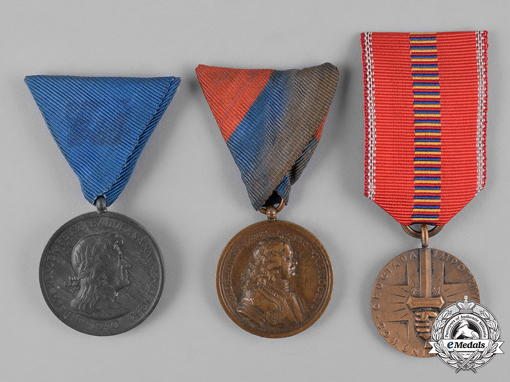 hungary,_kingdom;_romania,_kingdom._lot_of_three_medals_c19-7904