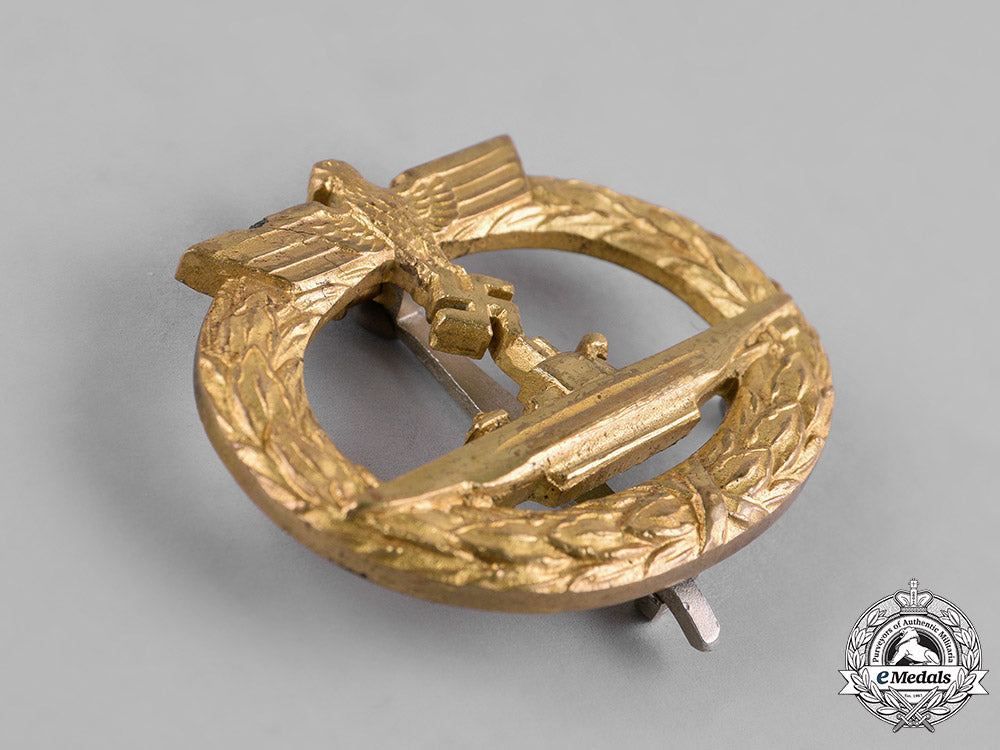 germany,_kriegsmarine._a_u-_boat_war_badge,_by_schwerin_c19-790_1_1