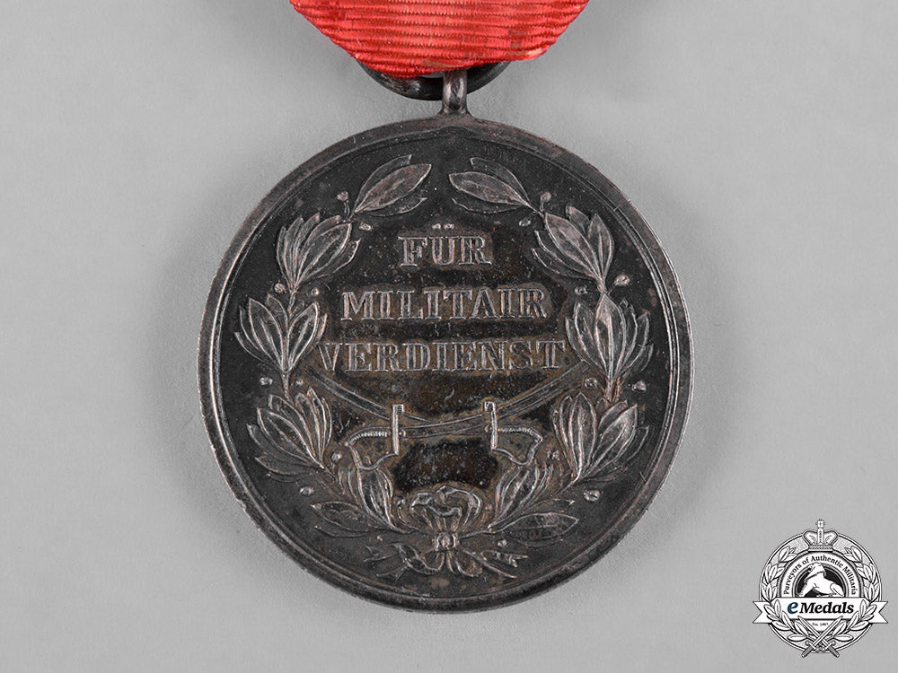 schaumburg-_lippe,_principality._a_military_merit_medal_c19-7985