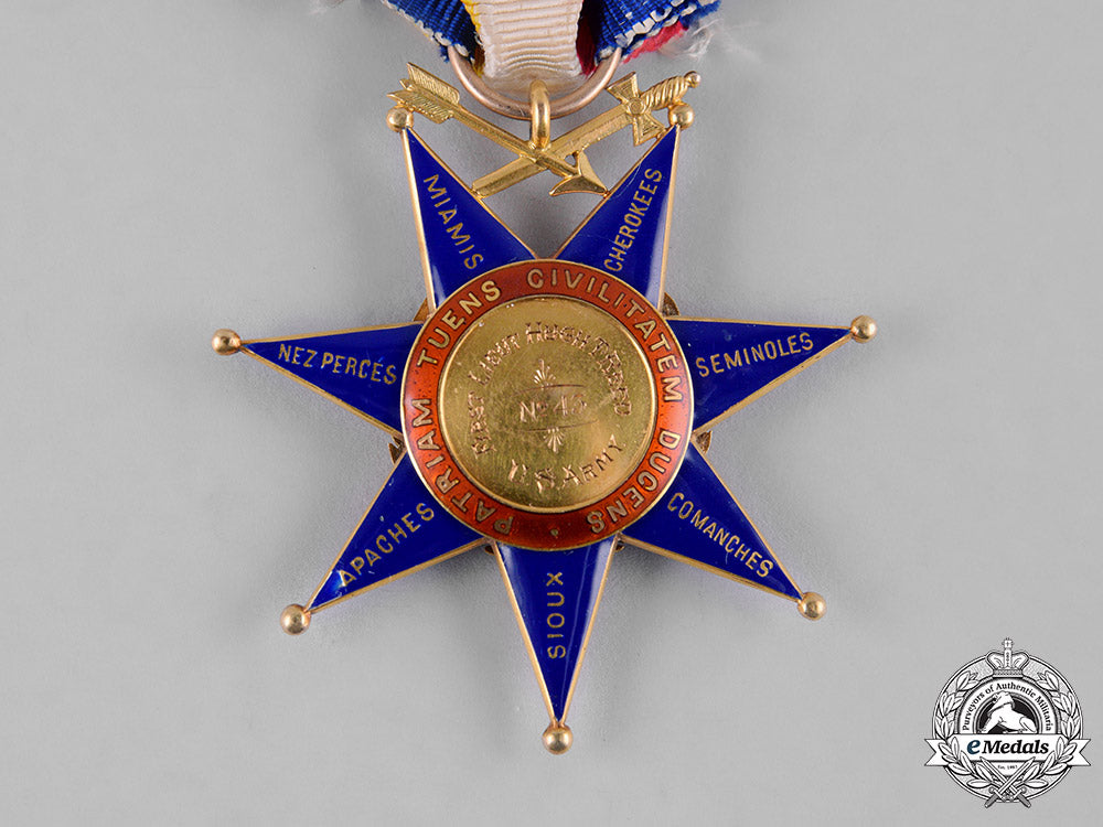 united_states._an_order_of_the_indian_wars(_oiwus)_in_gold,_to_first_lieutenant/_colonel_hugh_t._reed_c19-8057_1