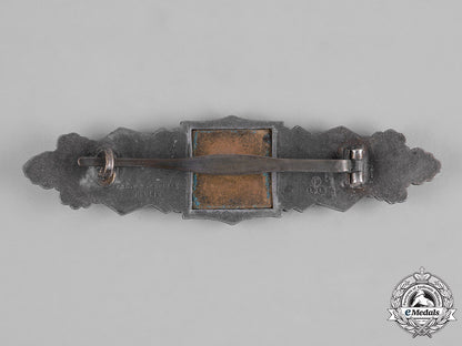 germany,_wehrmacht._a_close_combat_clasp,_silver_grade,_by_friedrich_linden_c19-8074_2_1_1