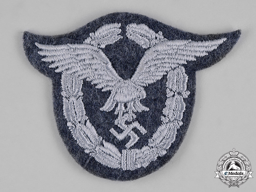 germany,_luftwaffe._a_pilot’s_badge,_cloth_version_c19-8101