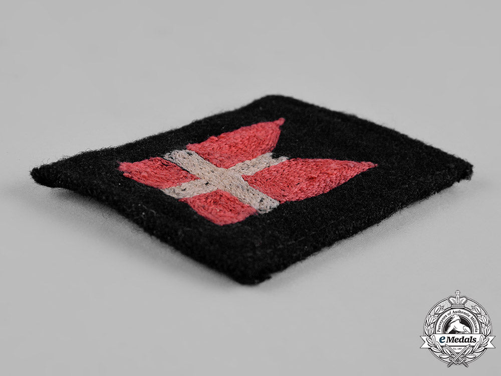 germany,_waffen-_ss._a_ss-_freikorps_danmark_em/_nco_collar_tab_c19-8105