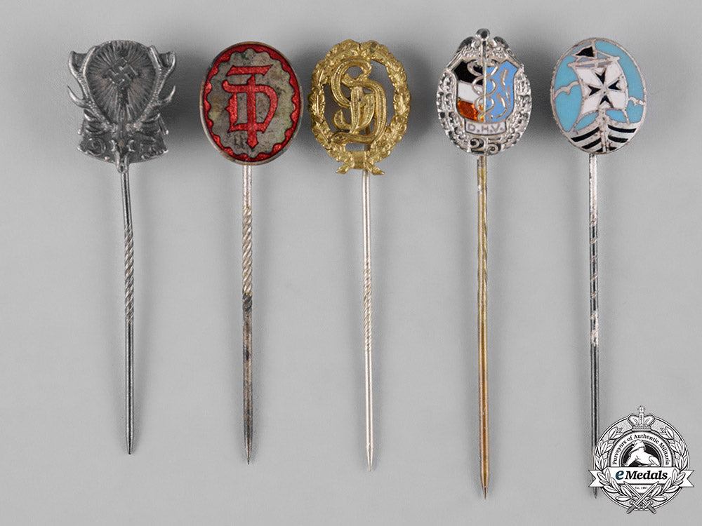 germany,_third_reich._a_group_of_third_reich_period_stick_pins_c19-8117