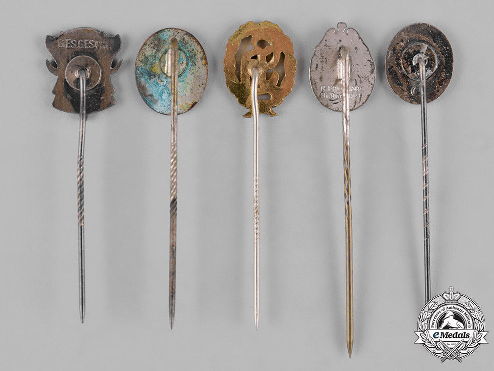 germany,_third_reich._a_group_of_third_reich_period_stick_pins_c19-8118