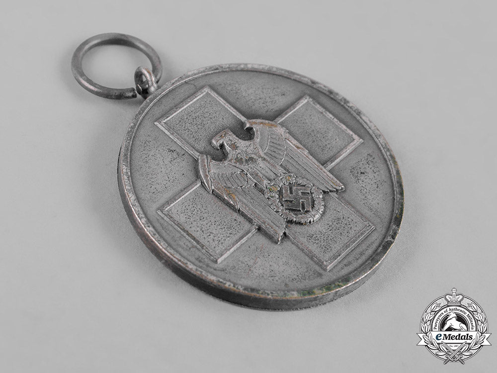 germany,_third_reich._a_social_welfare_medal_c19-8124