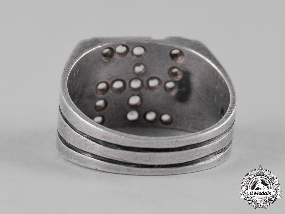 germany,_third_reich._a_decorative_patriotic_nsdap_ring,_by_fahrner_c19-8142_1