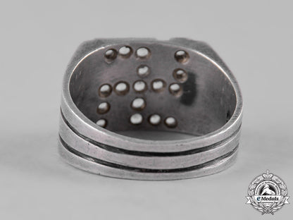 germany,_third_reich._a_decorative_patriotic_nsdap_ring,_by_fahrner_c19-8142_1