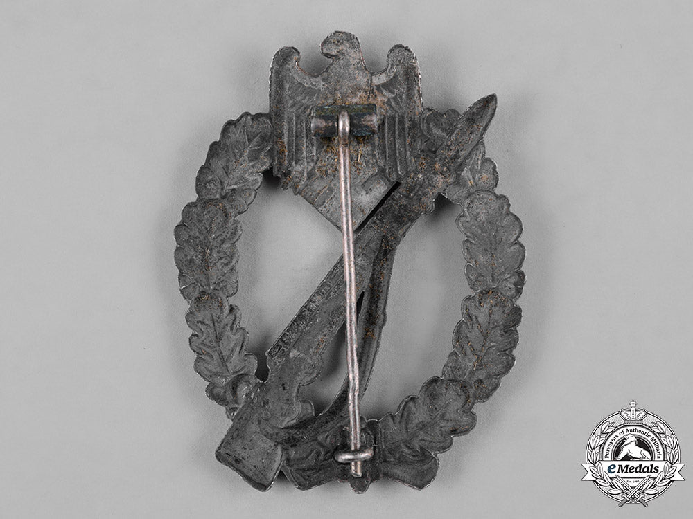 germany,_heer._an_infantry_assault_badge,_silver_grade_c19-8149_1