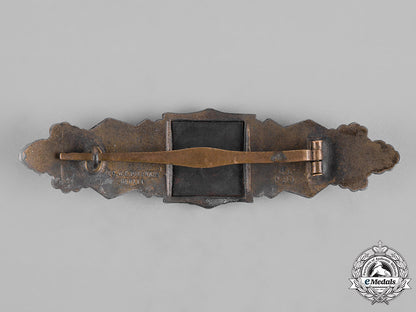 germany,_wehrmacht._a_close_combat_clasp,_bronze_grade,_by_friedrich_linden_c19-832
