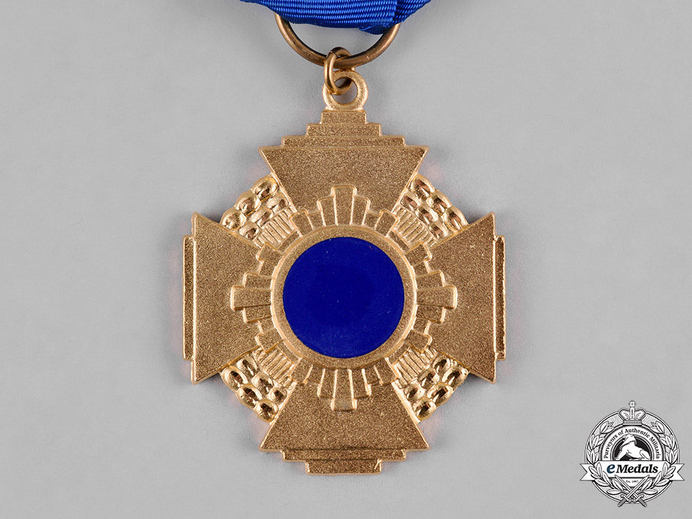 united_states._three_convention_awards_named_to_dr._albert_goodwin_of_omsa_c19-8433