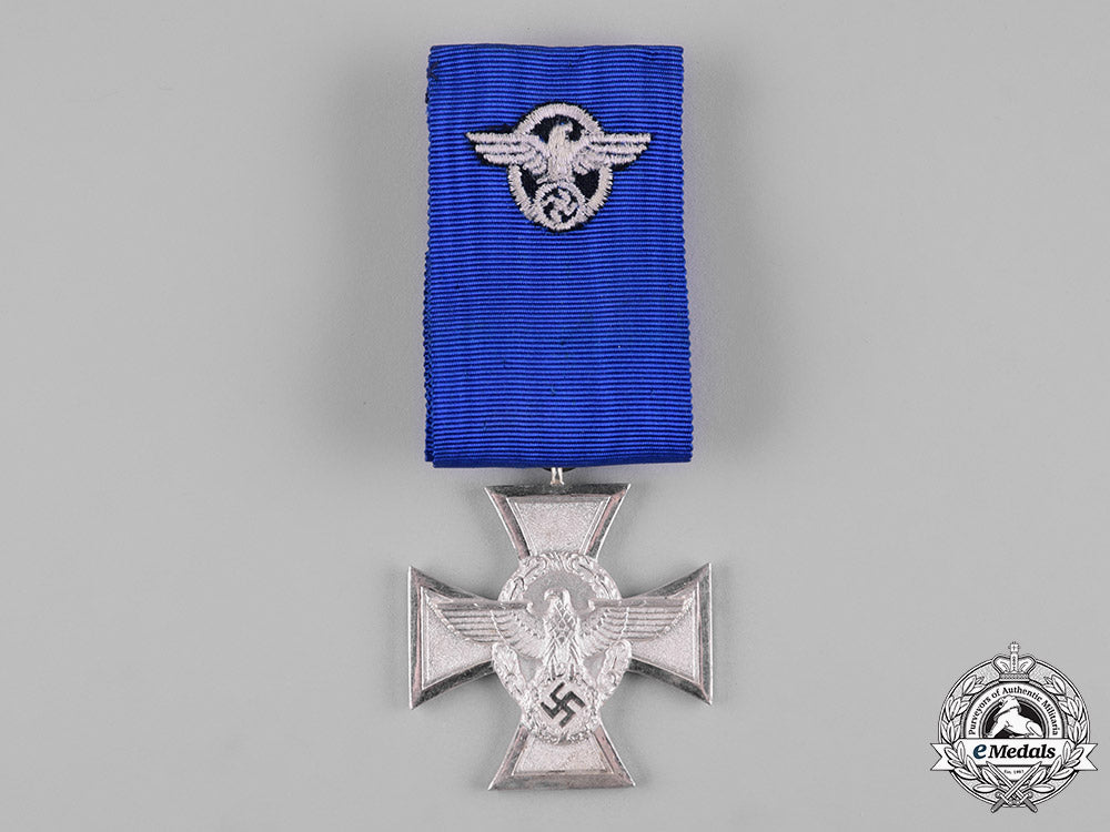 germany,_ordnungspolizei._a_german_police18-_year_long_service_cross_c19-8476