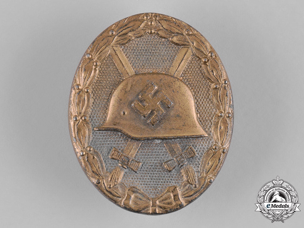 germany,_wehrmacht._a_wound_badge,_gold_grade,_by_klein&_quenzer_a.g._c19-8481