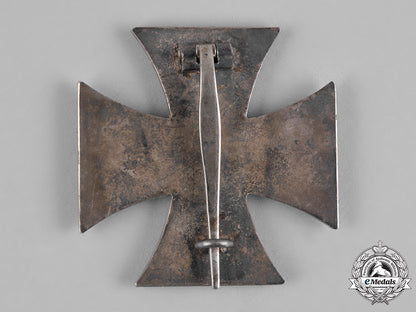 germany,_wehrmacht._a1939_iron_cross,_i_class,_with_case_c19-8510