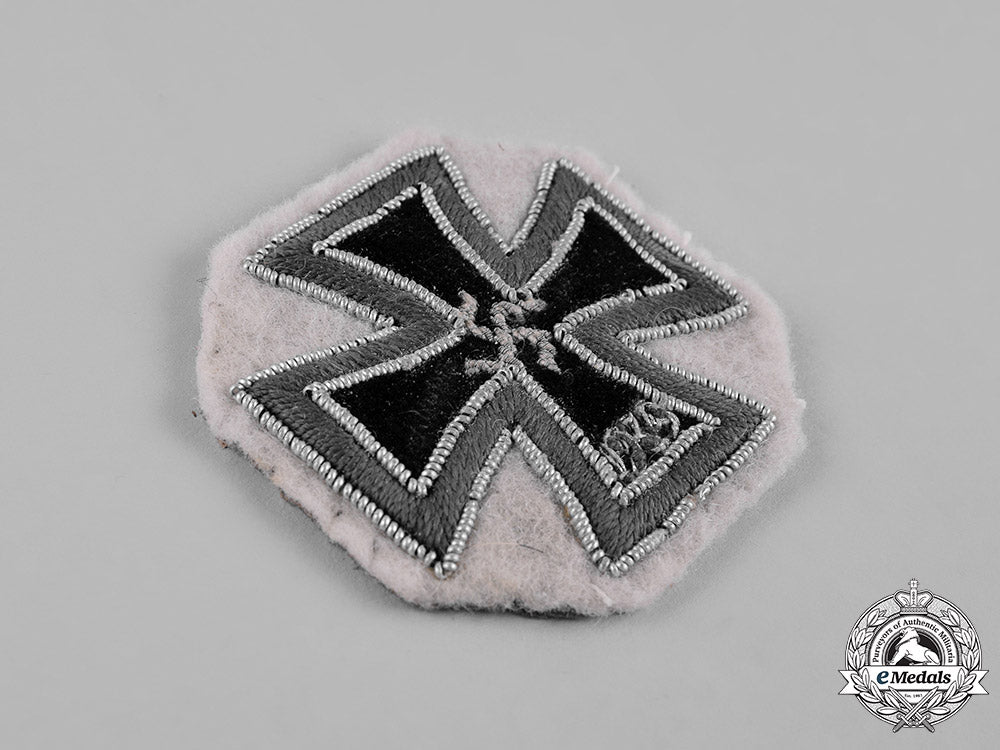 germany,_wehrmacht._a1939_iron_cross,_i_class,_cloth_version_c19-8520