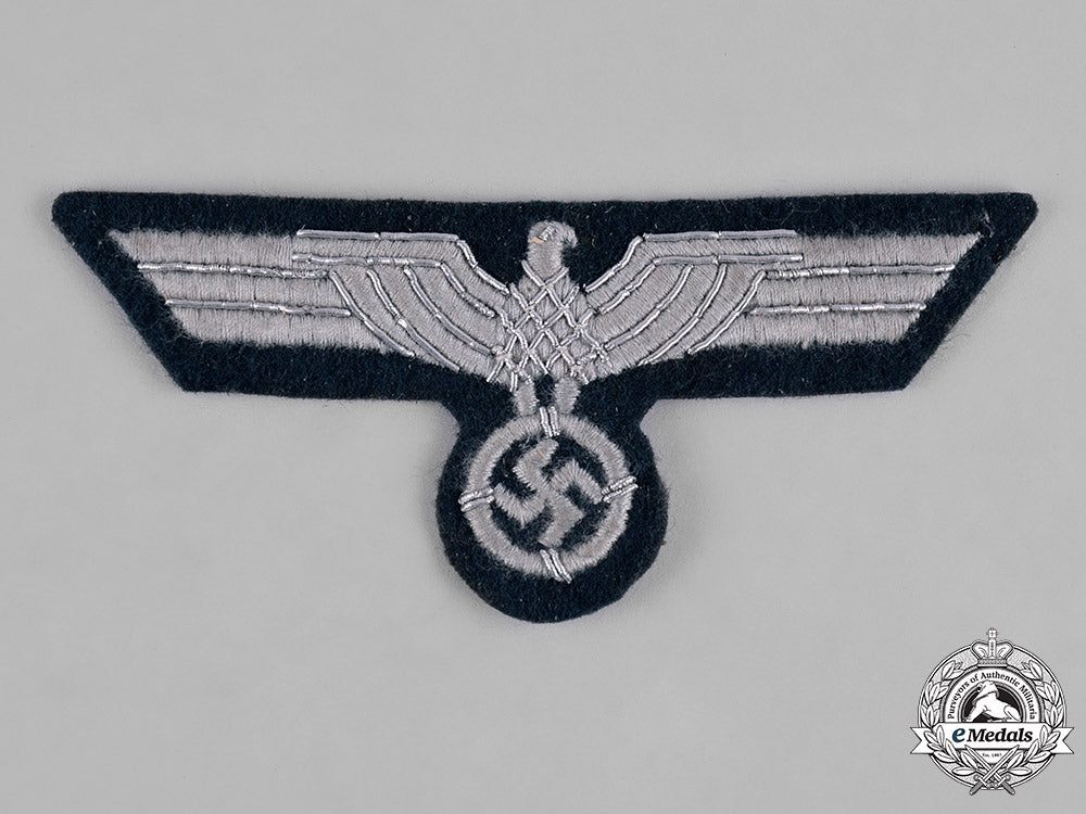 germany,_heer._a_heer(_army)_officer’s_tunic_breast_eagle_c19-8525