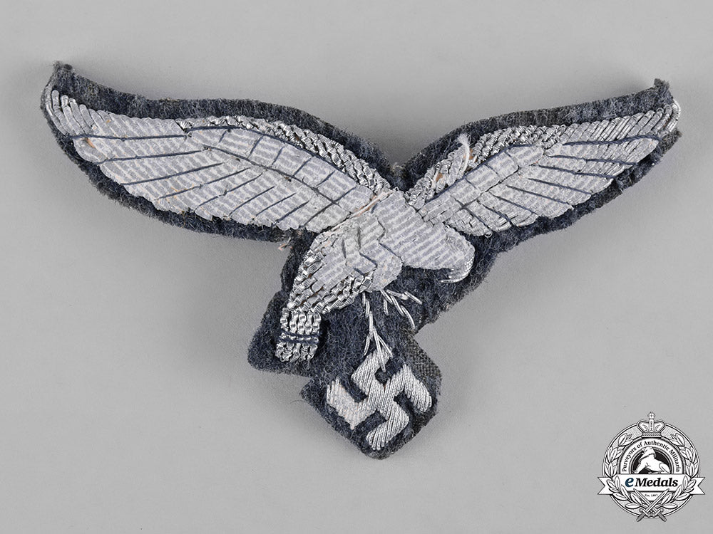 germany,_luftwaffe._an_officer’s_breast_eagle_c19-8541