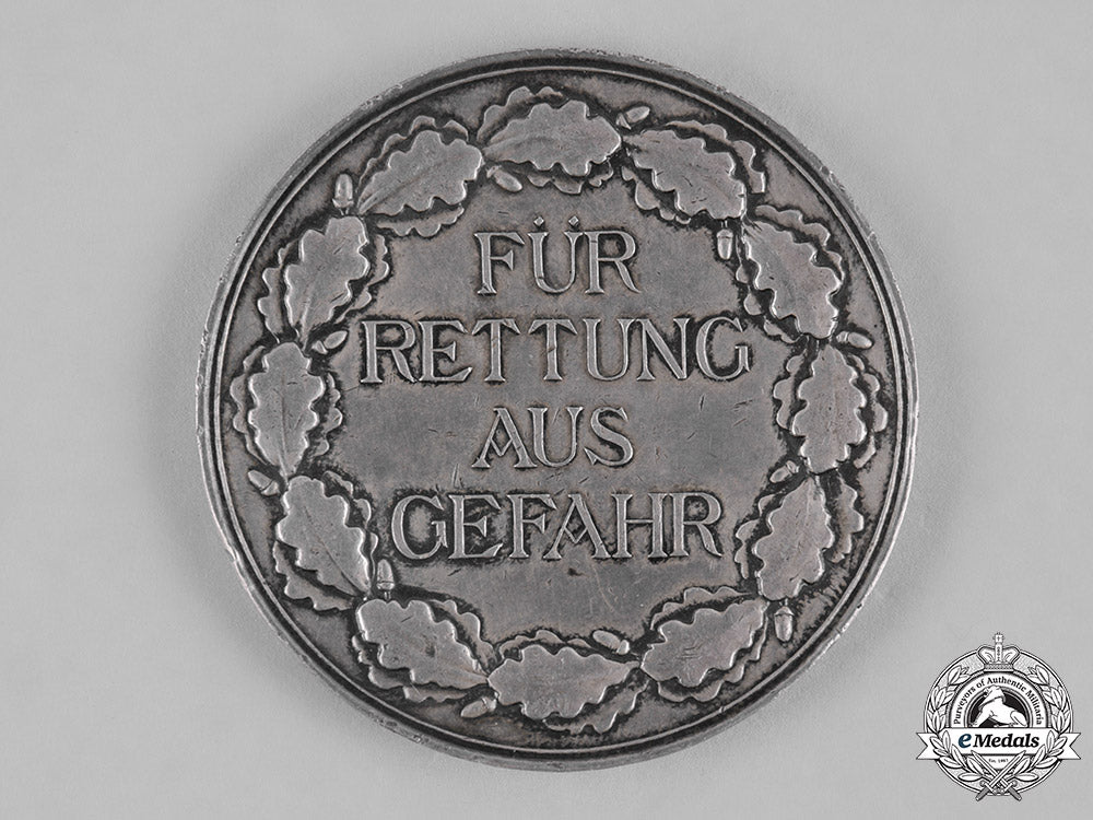 germany,_third_reich._a_life_saving_medallion_c19-8590_1