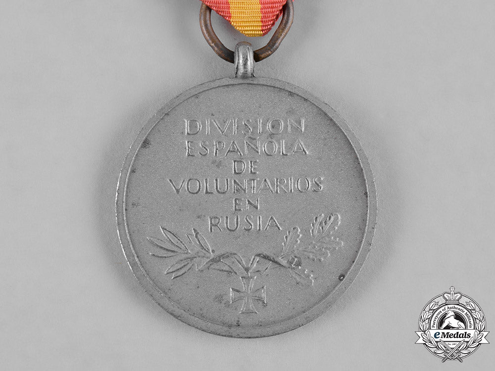 germany,_wehrmacht._a_blue_division_medal_c19-8603_1